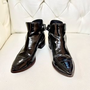 CHANEL Black Patent Leather Pointed Toe Ankle Boots